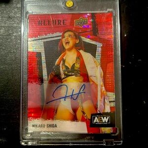 2023 Allure WWE Hikaru Shida #33 Full Autograph Red Rainbow Auto Legend